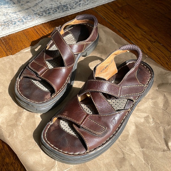 Vintage Leather Sandals - Picture 1 of 3